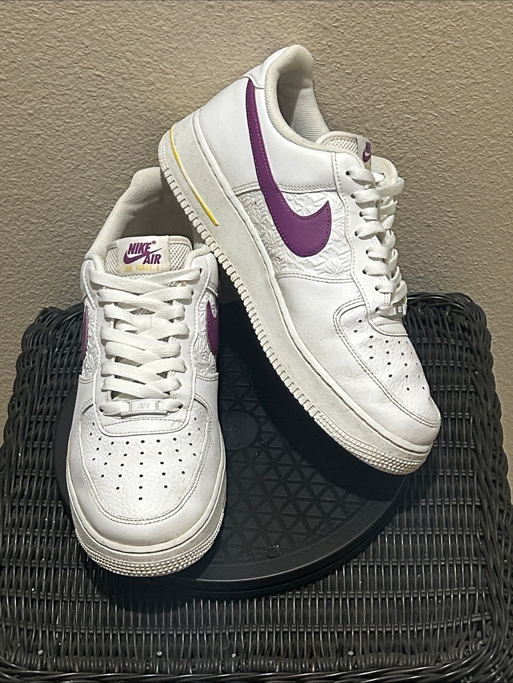 Nike Air Force 1 ‘07 Embossed Hoops Lakers FJ4209-100